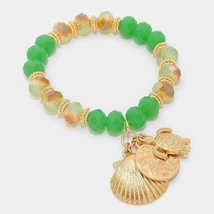 Sea turtle seashell charm bracelet NWT